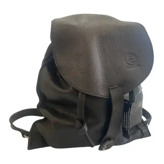 Mochila art 056 negro en internet