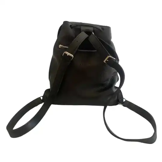 Mochila art 056 negro - Atletas Perú Cueros | Hecho en Argentina