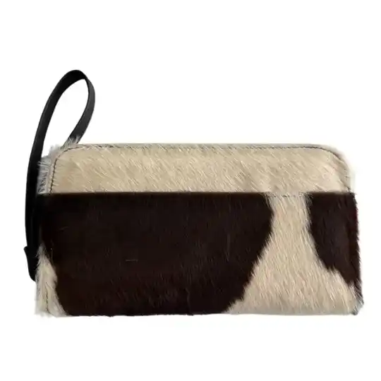 Maxi Billetera con pelo marron - comprar online