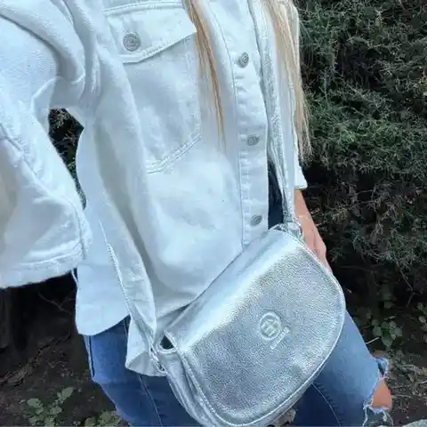 Bandolera de cuero plateado | Atletas Perú Cueros – Art. 095 - tienda online